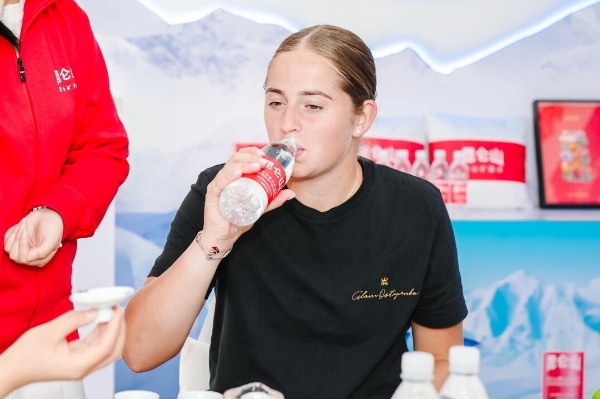 从俱乐部侧 从俱乐部侧