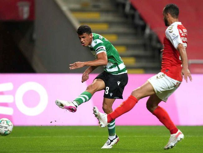 成为肋部的 成为肋部的