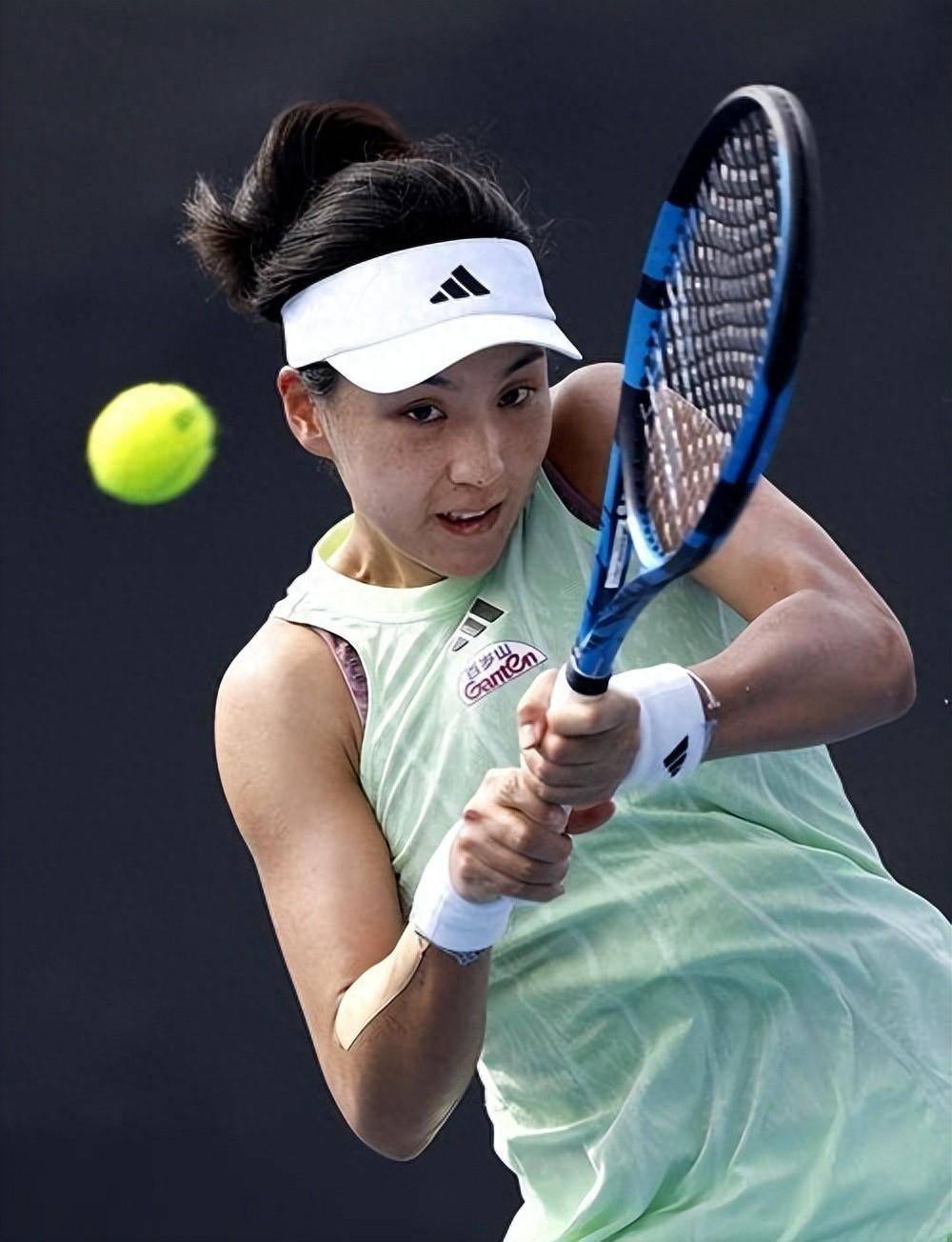 而贝蒂斯则 而贝蒂斯则