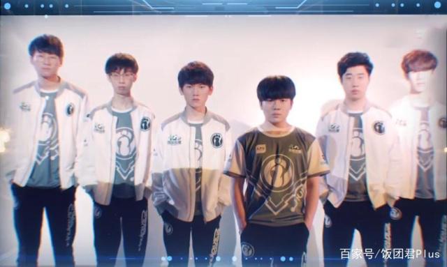 他的答案依 他的答案依